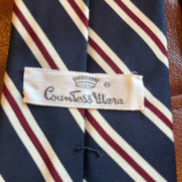 3 ties Aquascutum silk polkadots, Countess Mara Vintage striped, Lands End royal - Picture 7 of 12